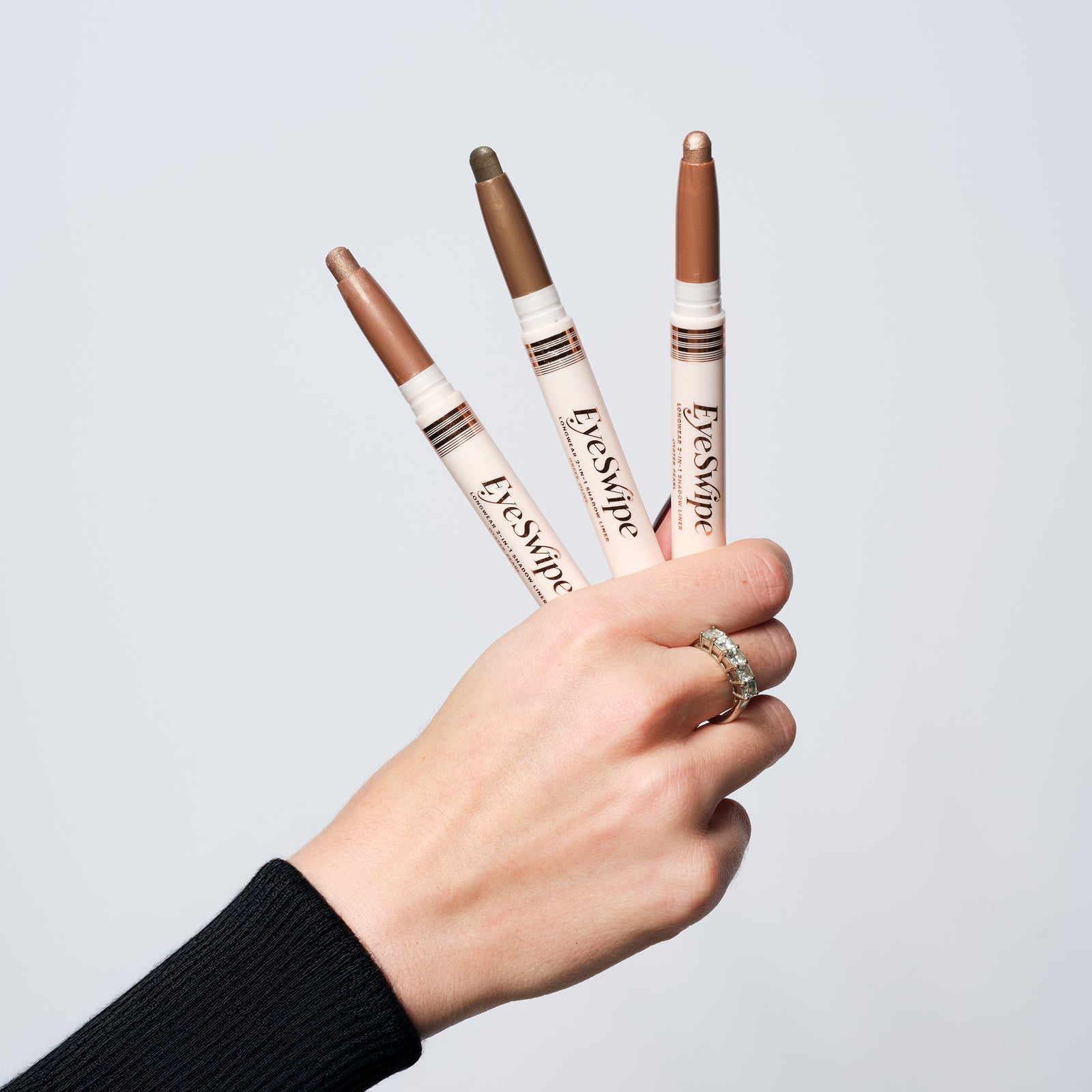 Eye Swipe Shadow Liner Trio