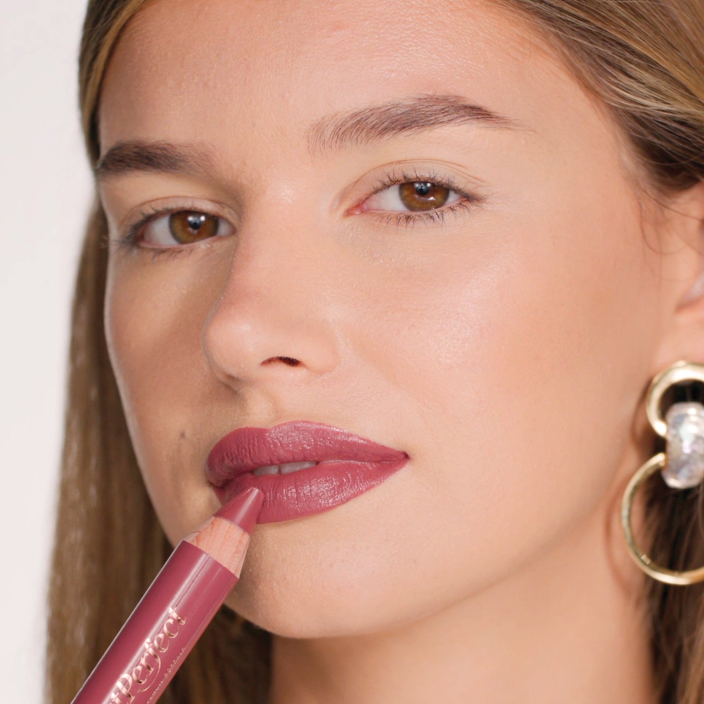 ZOEVA - Pout Perfect Lipstick Pencil (Emma) - LIPSTICK