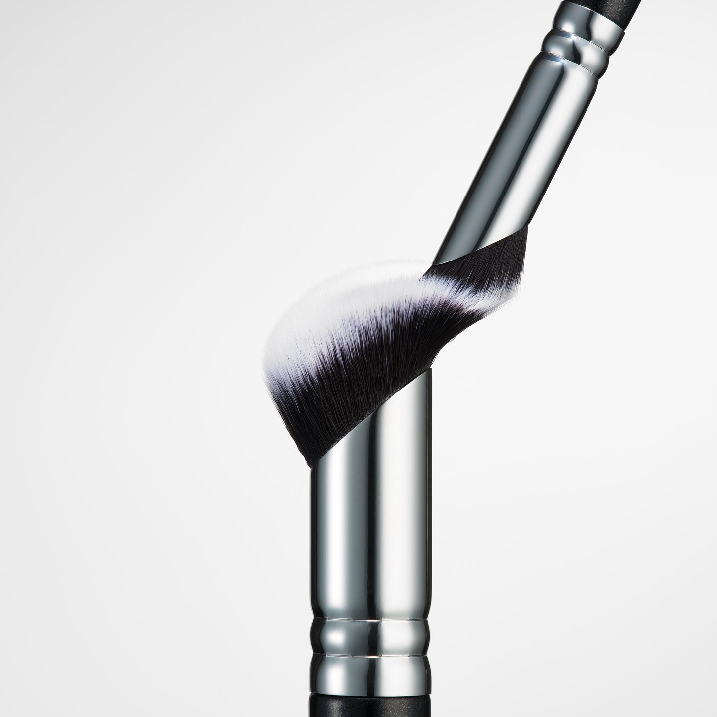 118 Fluid Touch & Blend Brush Expanded Image 4