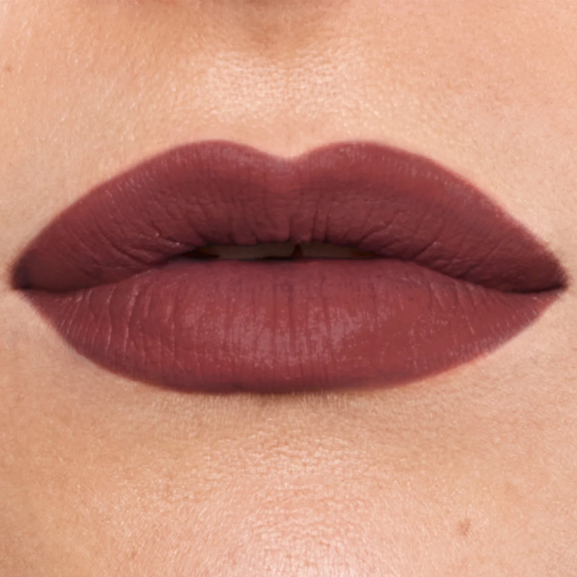ZOEVA - Velvet Love Matte Hyaluronic Long-Lasting Lipstick (Stephanie) - LIPSTICK
