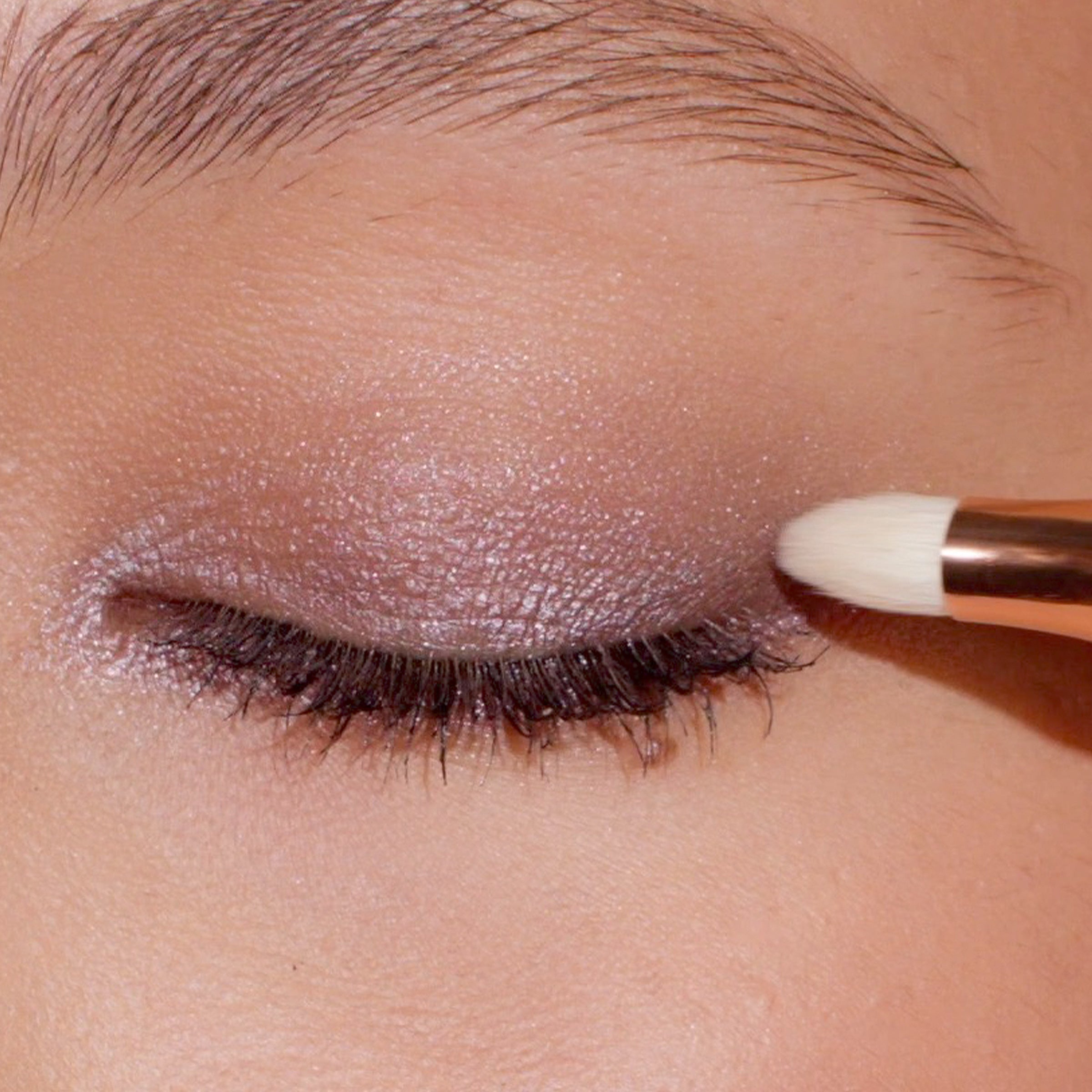 Eyeliner End Cap 230 / Pennello per sfumatura Detail Smoky Blender Brush