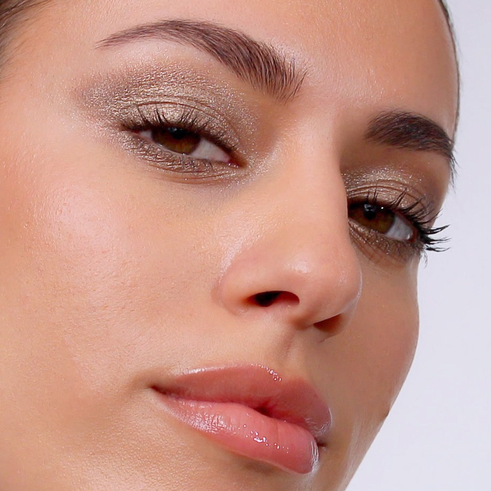 ZOEVA - EyeSwipe Longwear Cream Eyeshadow Stick (Oyster Pearl) - EYESHADOW