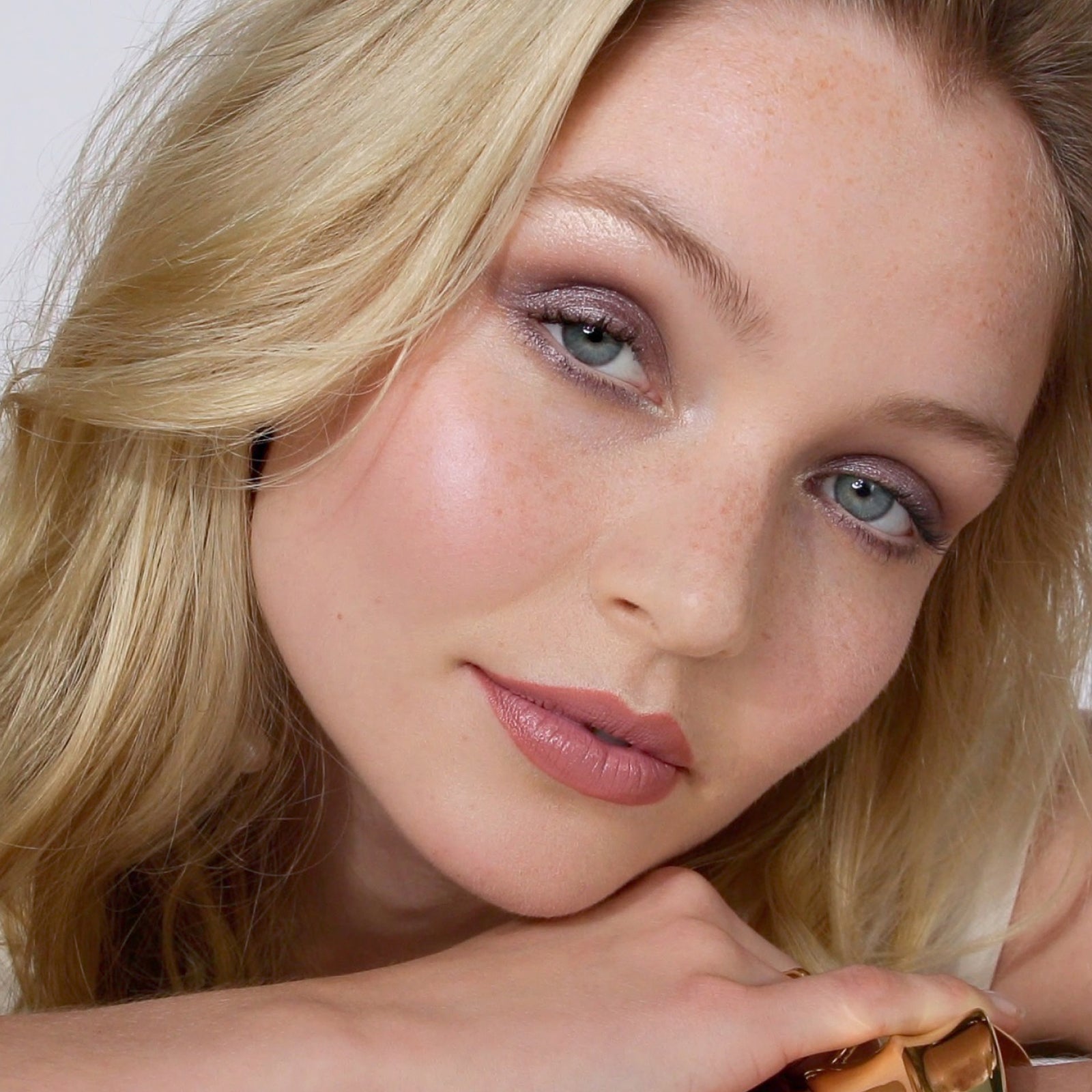 ZOEVA - Velvet Love Eyeliner Pencil (Metallic Taupe) - EYELINER