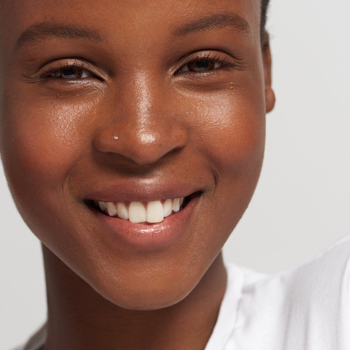 Authentik Skin Foundation (390N Soulful) Expanded Image 5