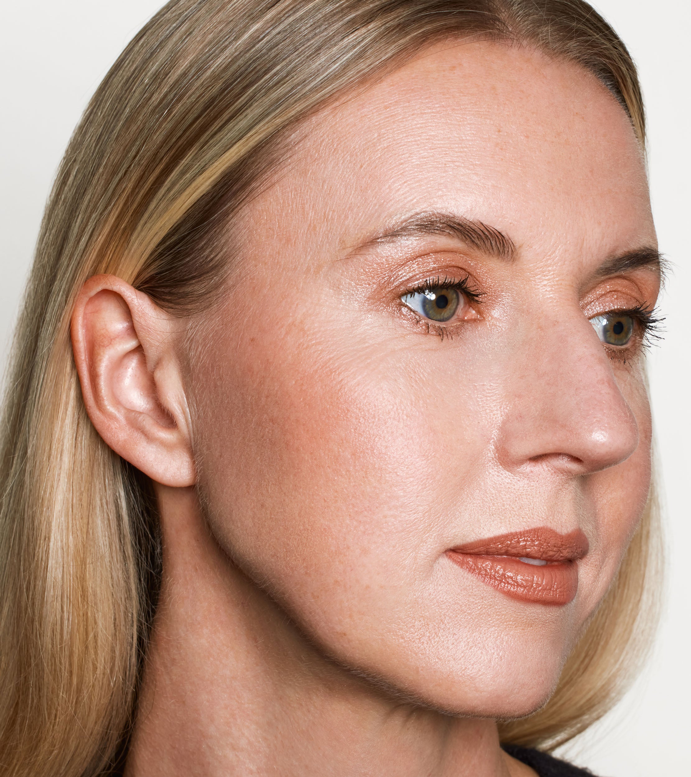 ZOEVA - Eye Swipe Longwear 2-in-1 Shadow Liner (Happy Heather) -