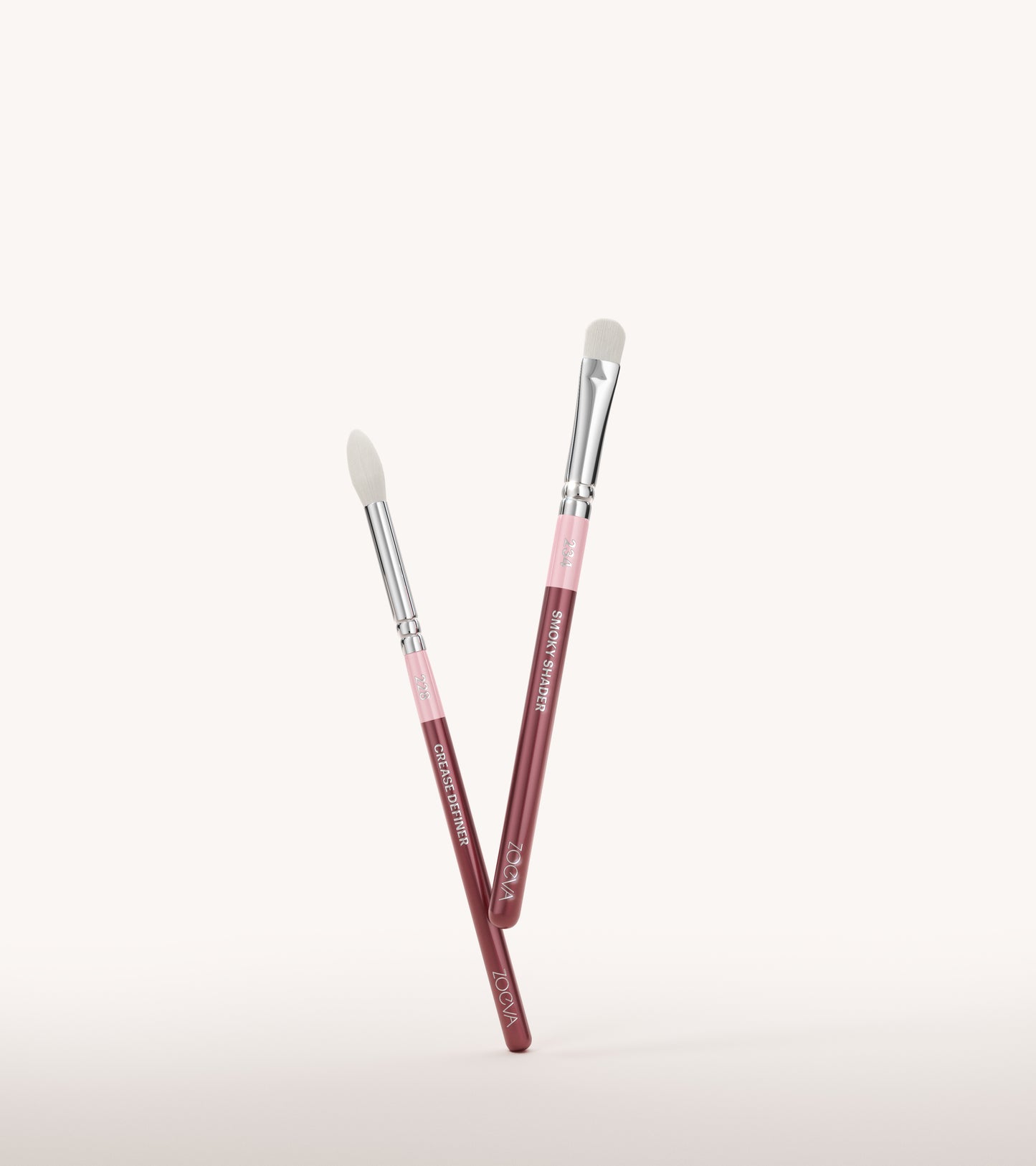 The Eye Essentials Brush Kit (Bordeaux) Expanded Image 1
