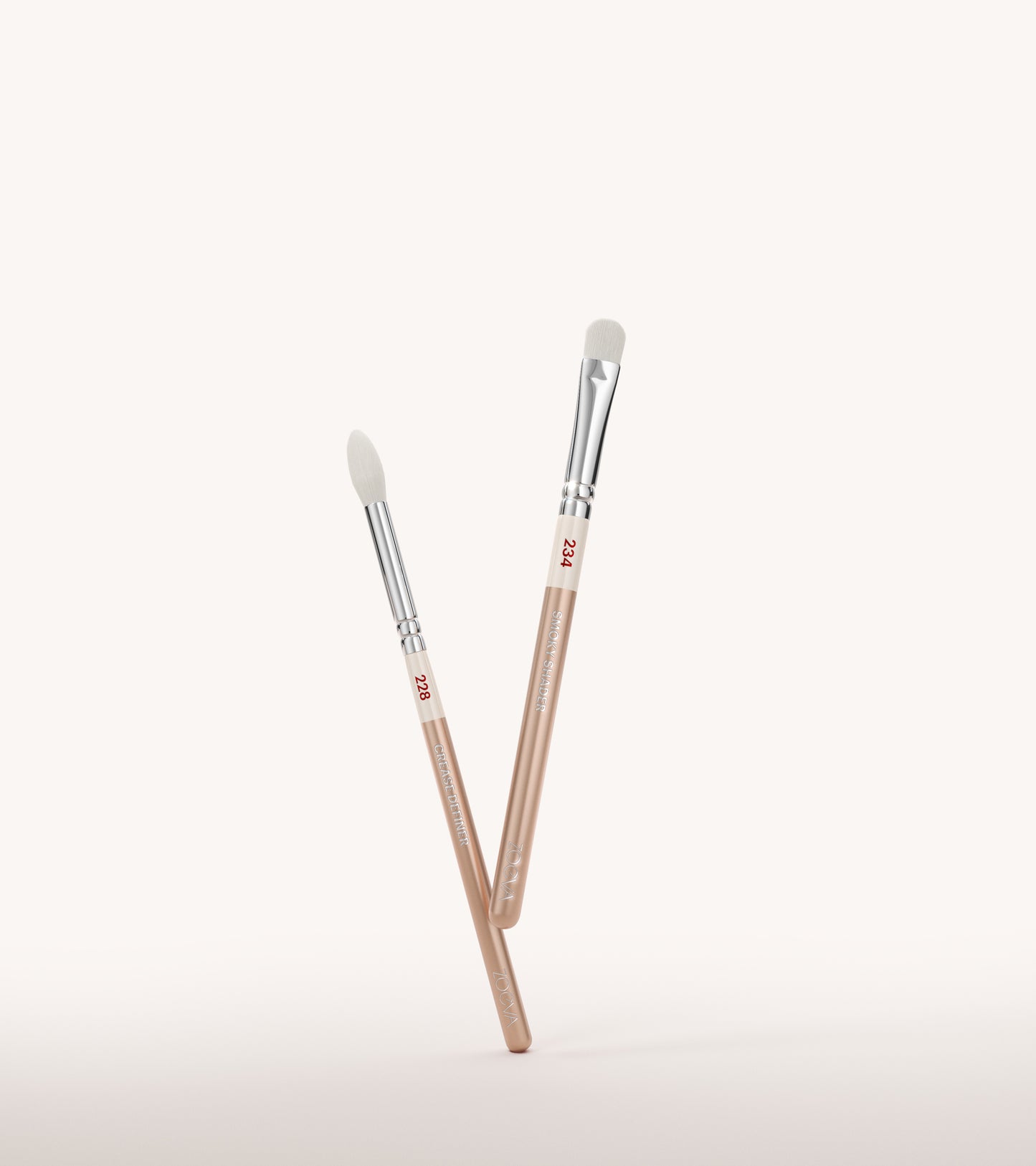 The Eye Essentials Brush Kit (Champagne) Expanded Image 1
