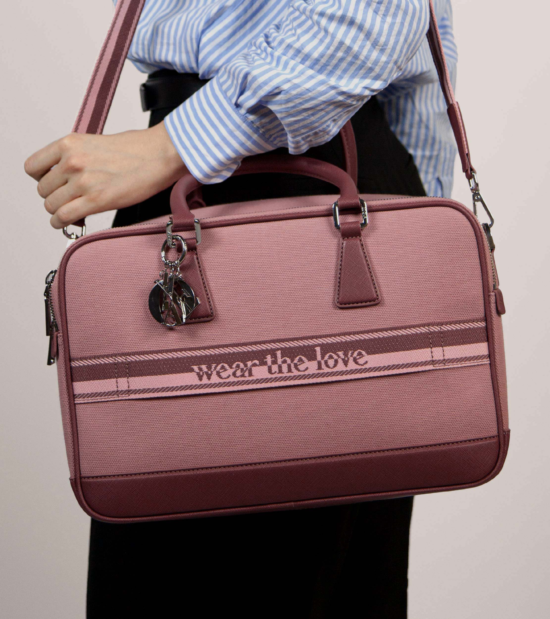 ZOEVA - The Zoe Bag & The Complete Pincelset (Dusty Burdeos) - BRUSH SET