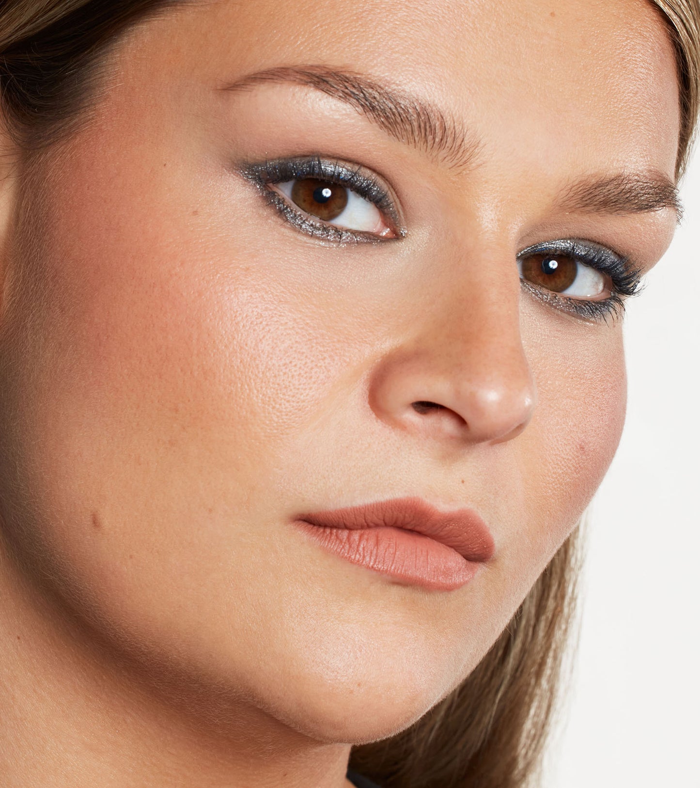 Velvet Love Eyeliner Pencil (Metallic Graphite) Expanded Image 3