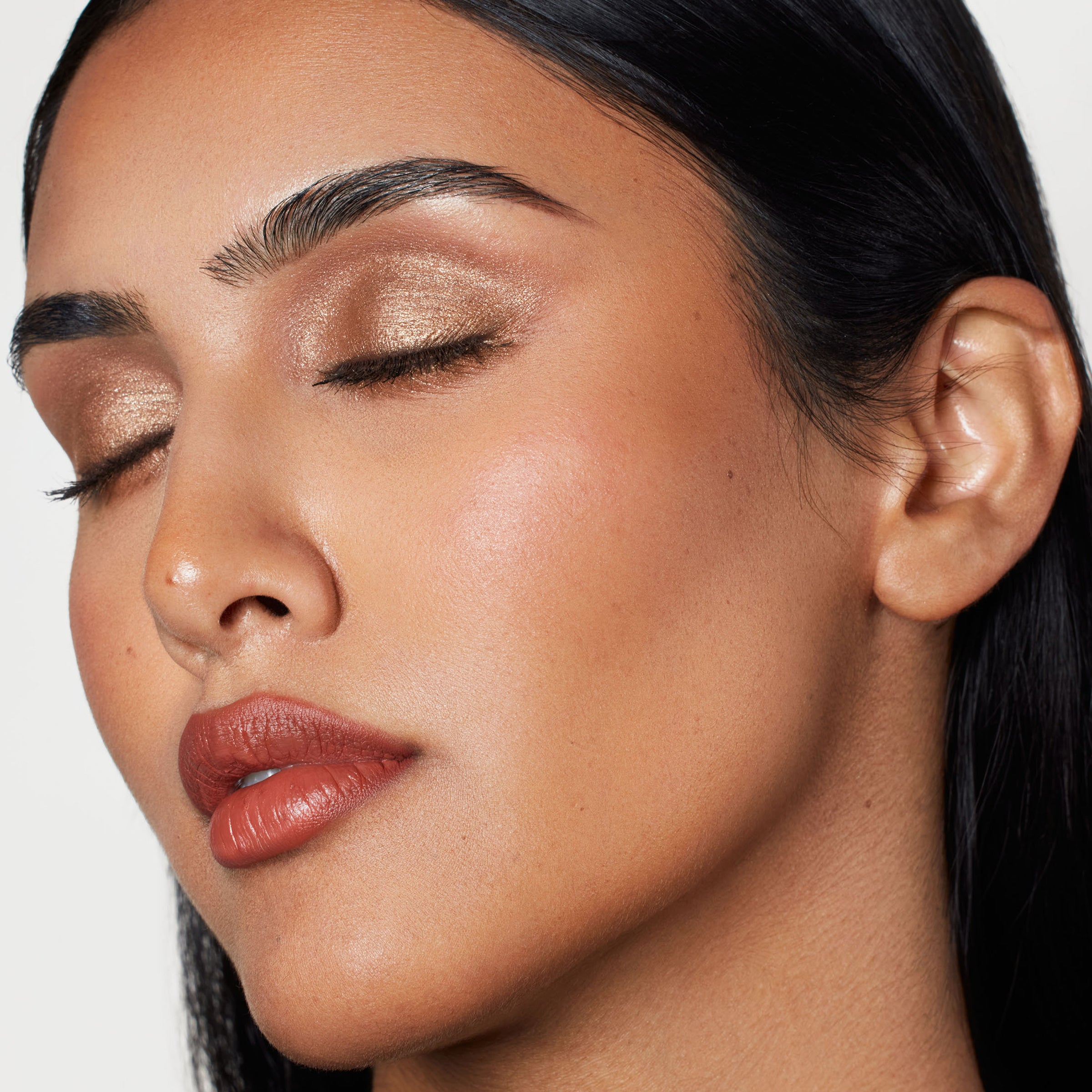 Eye Swipe Longwear 2-in-1 Shadow Liner (Lucky Amber)