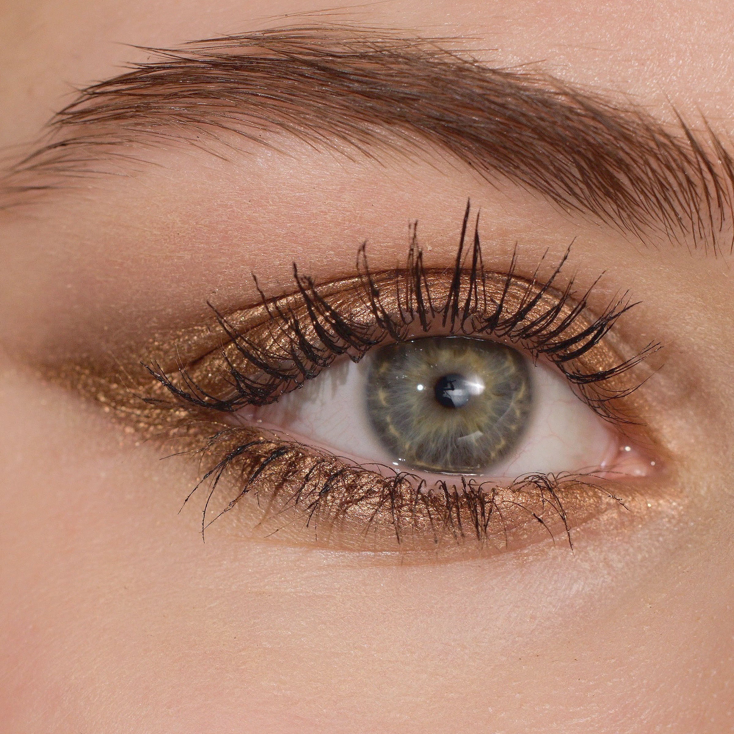 Velvet Love Eyeliner Pencil (Metallic Amber)