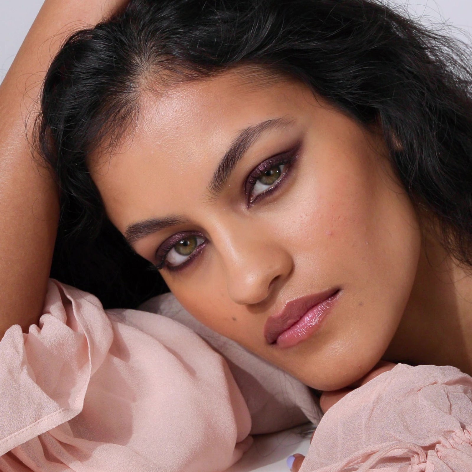 ZOEVA - Velvet Love Eyeliner Pencil (Metallic Aubergine) - EYELINER
