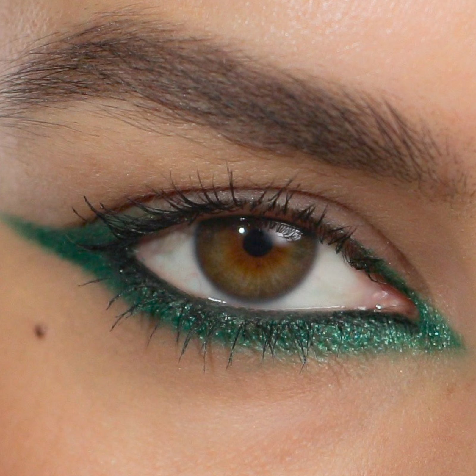 ZOEVA - Velvet Love Eyeliner Pencil (Metallic Malachite) - EYELINER
