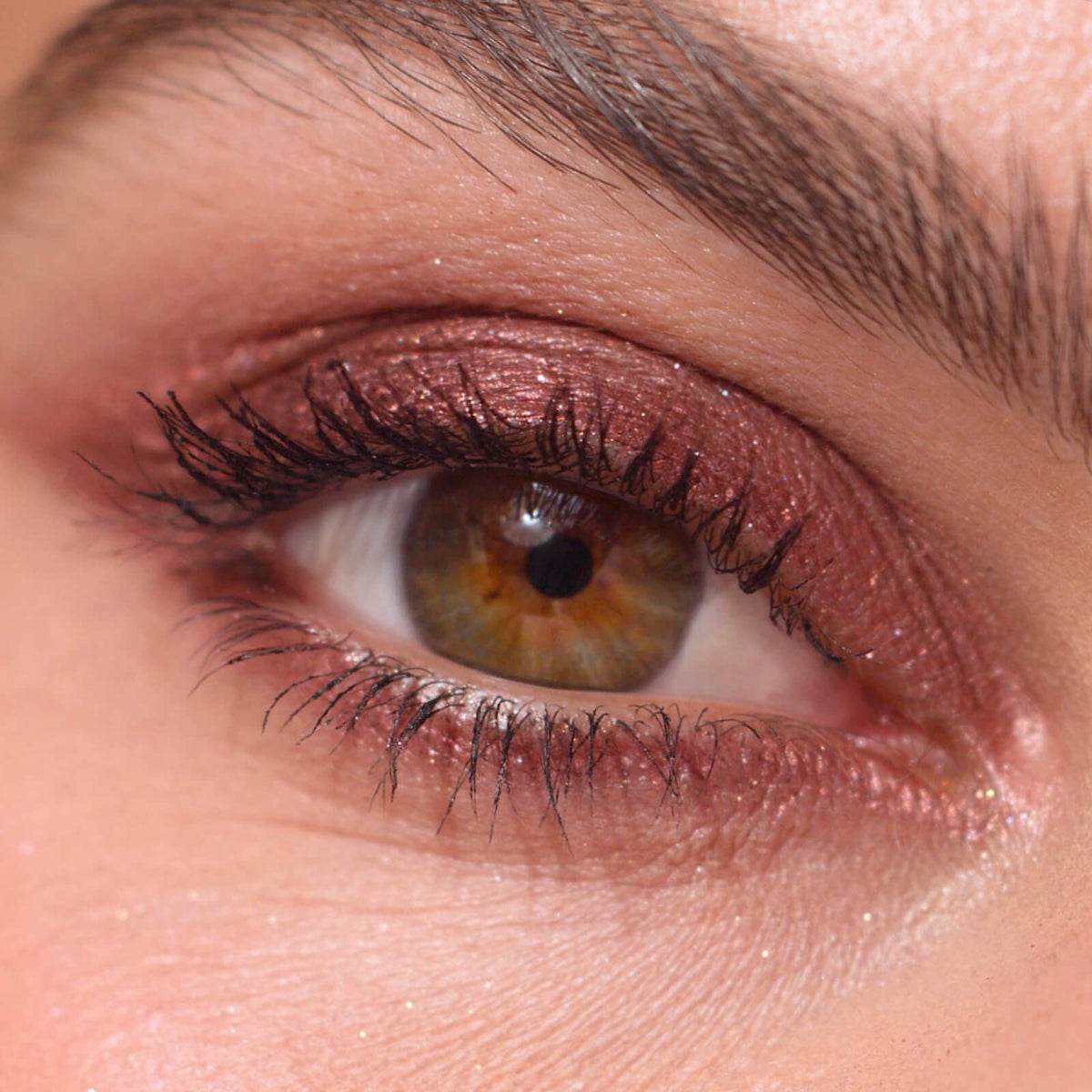 Velvet Love Eyeliner Pencil (Metallic Smoky Grape)