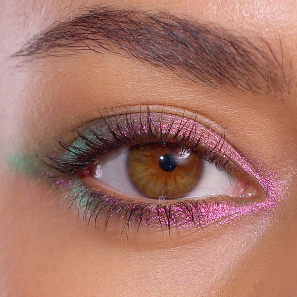 Velvet Love Eyeliner Pencil (Metallic Iris Pearl)
