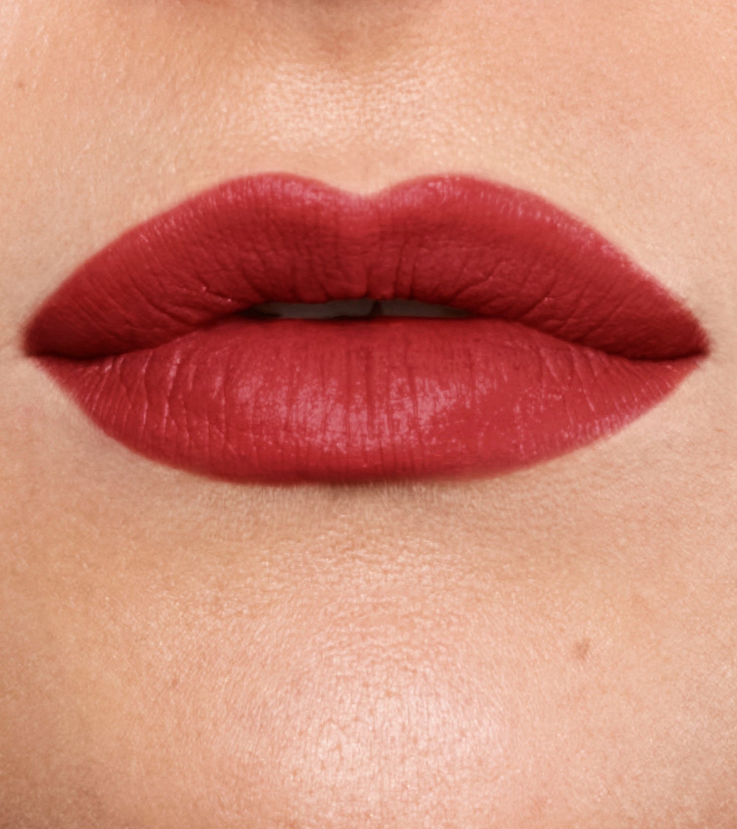 Velvet Love Matte Hyaluronic Long-Lasting Lipstick (Kerstin) Main Image featured