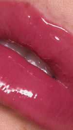 Pout Glaze High-Shine Hyaluronic Lip Gloss (Stephanie) Preview Image 2