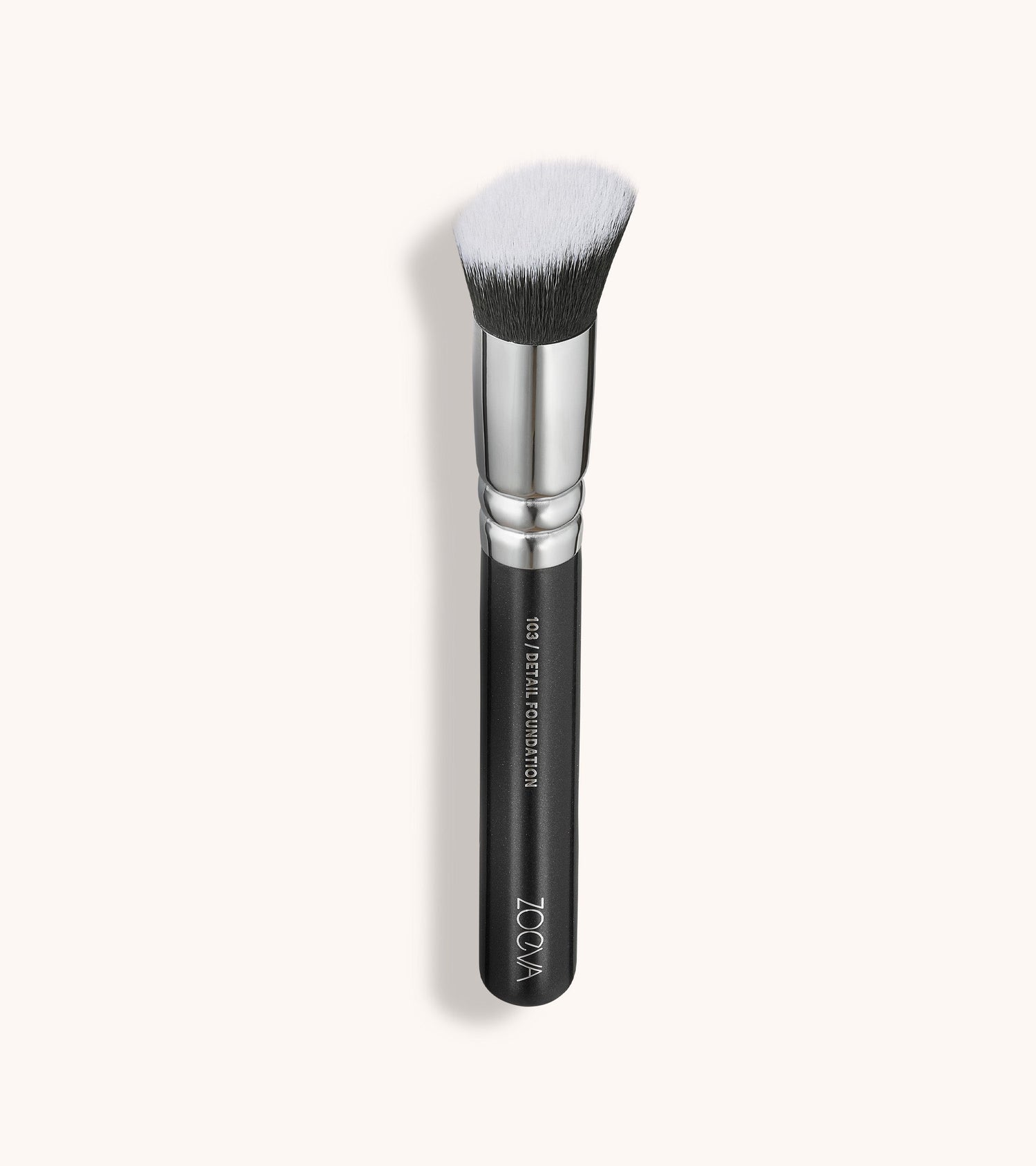 ZOEVA - 103 DETAIL FOUNDATION PINSEL - FACE BRUSH