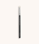 ZOEVA - 230 DETAIL SMOKY BLENDER PINSEL - EYE BRUSH