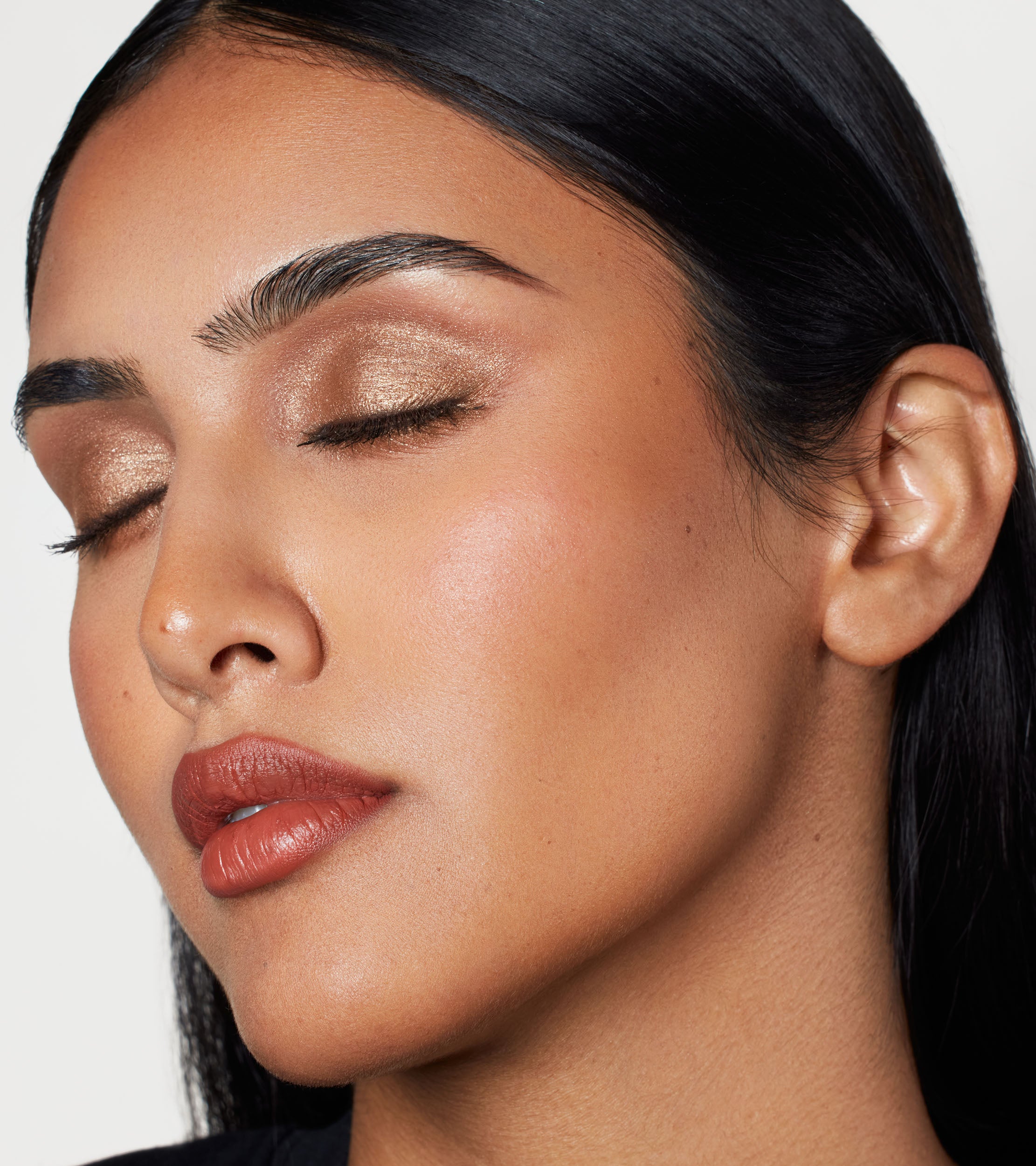 ZOEVA - Eye Swipe Longwear 2-in-1 Shadow Liner (Lucky Amber) - 