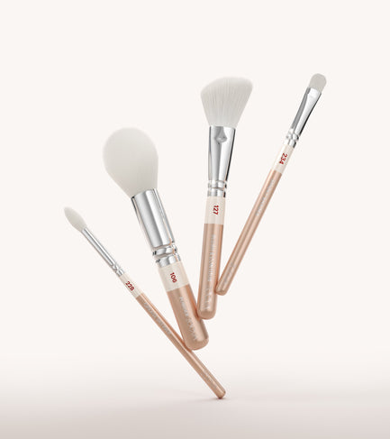 The Face & Eye Essentials Brush Kit (Champagne)